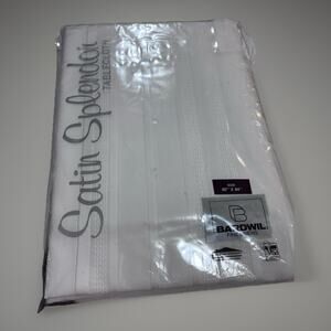 New Old Stock Vgt Bardwil Linens Carefree Oblong 60x84 Ivory Tablecloth White